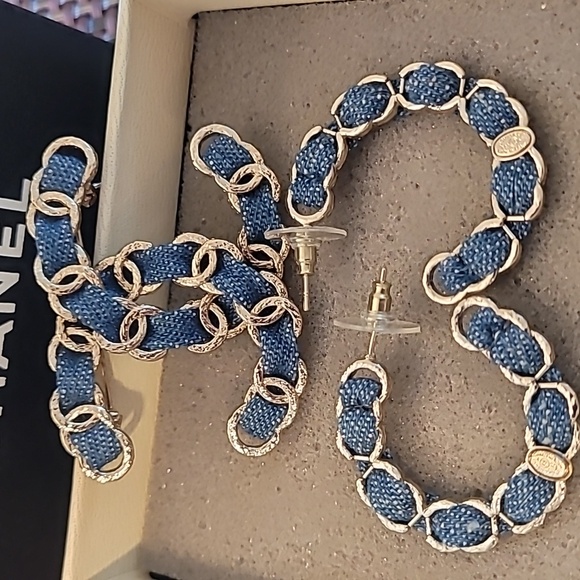 COPY - Chanel pin and hoops set